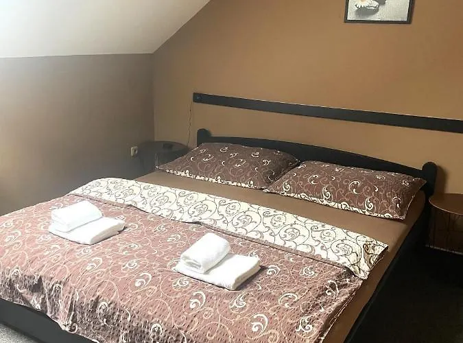 Affittacamere A Restaurace U Nováků Bítovany
